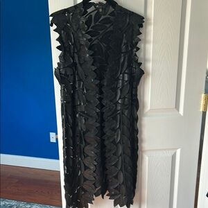Black Sleeveless Ruffled Vest